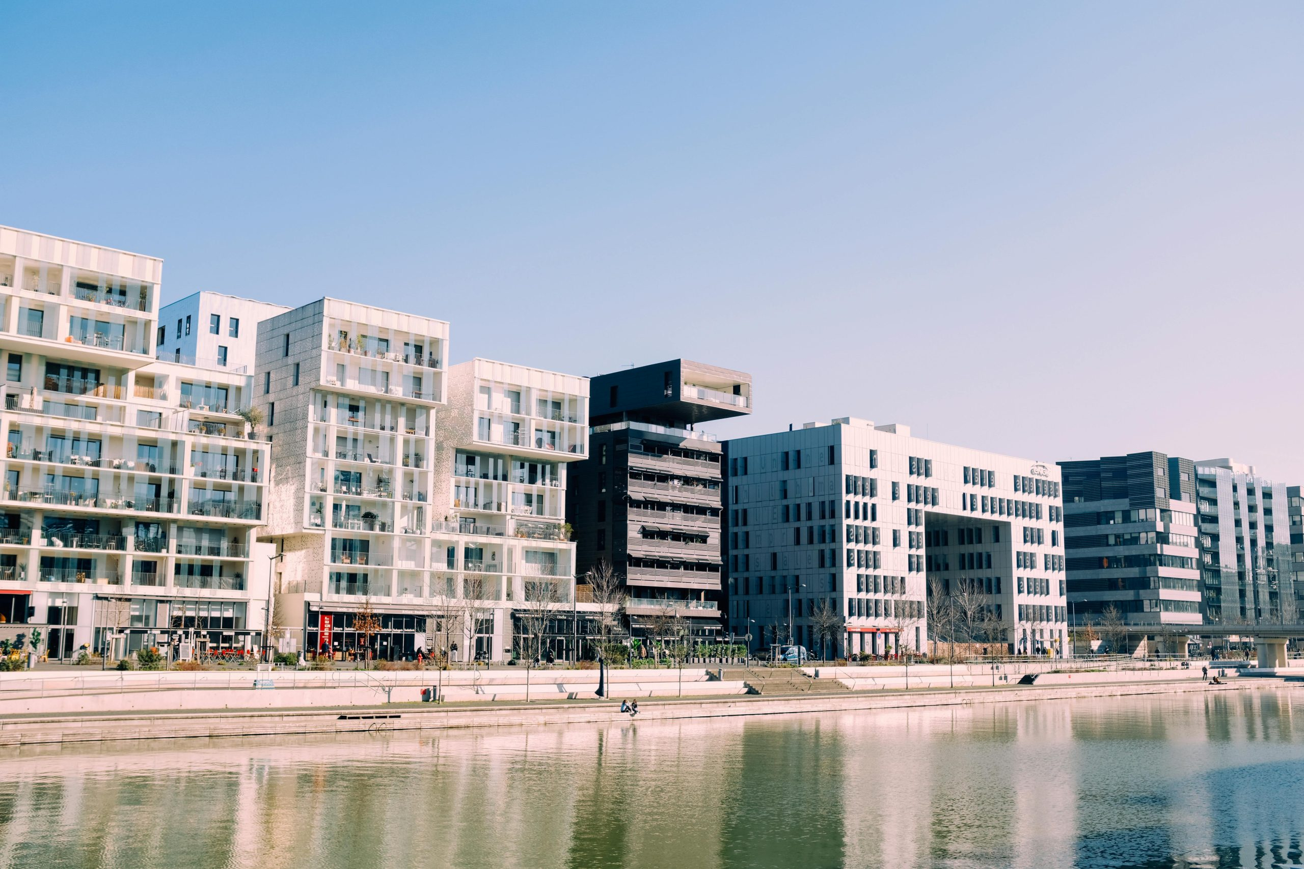 The Benefits Of Investing In Mixed Use Property Developments